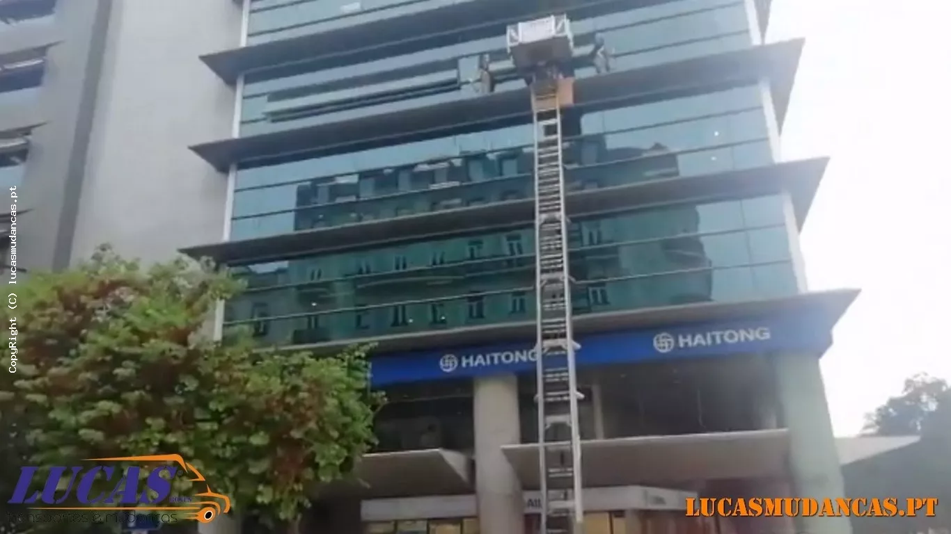 Aluguer de Grua para empresa em Lisboa